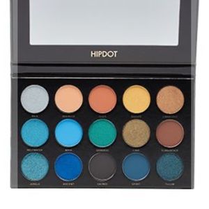 Hipdot Eyeshadow Palette